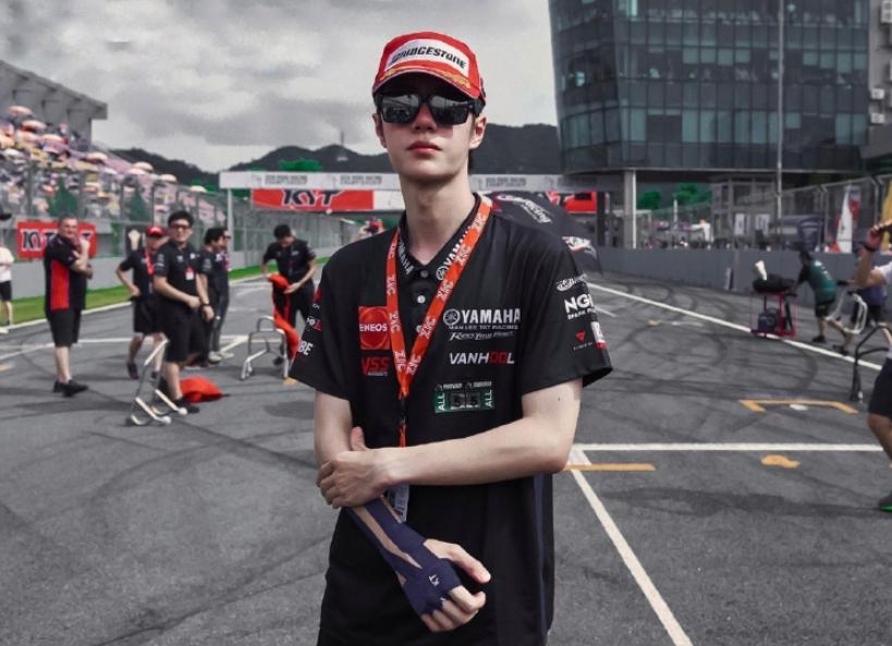 王一博直男场面,王一博直男名场面采访陈情令