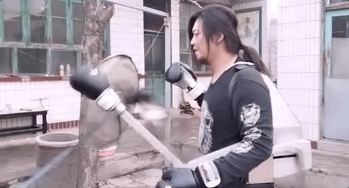 只想务农李子柒，发明无用手工耿…“不务正业”的人为何都暴富了