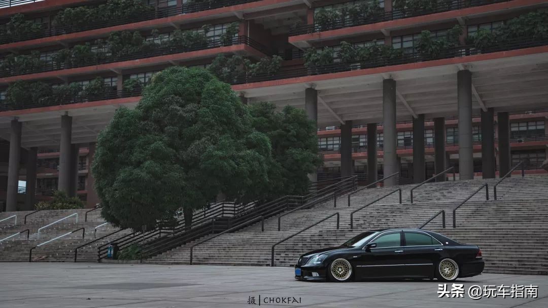 12代皇冠经典改装翻新修复,12代皇冠经典改法