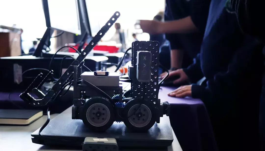 科创类机器人,儿童科创机器人推荐