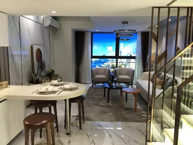 守着地铁口卖什么好卖,三四线城市的公寓为啥不好卖