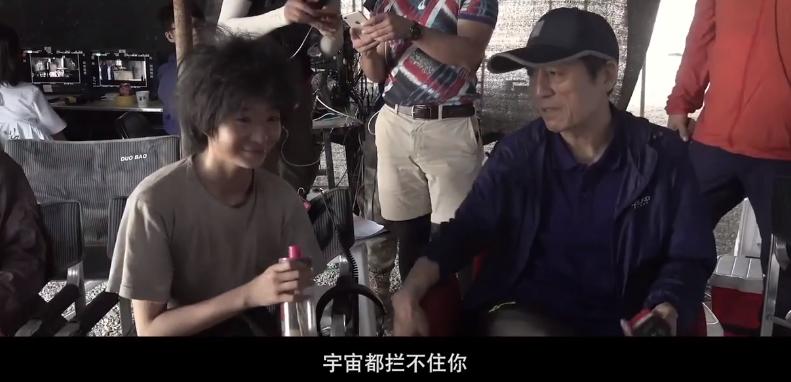 张艺谋说，她会成为“周冬雨的接班人”