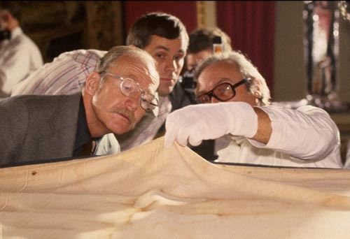 基督圣人：耶稣的“裹尸布”，被发现是真品吗？看细节就好