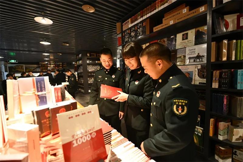 告白是为了表达爱意,告白是为了表明心意