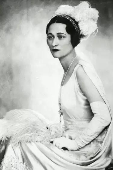 37岁结过两次婚的辛普森夫人，能让国王为她放弃江山，有何魅力