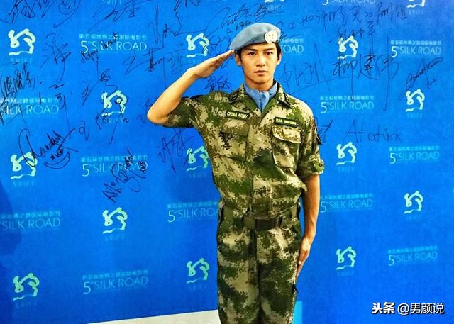 火王：神仙男主桃花旺，但这两个小配角，若是放现在，路人都想嫁