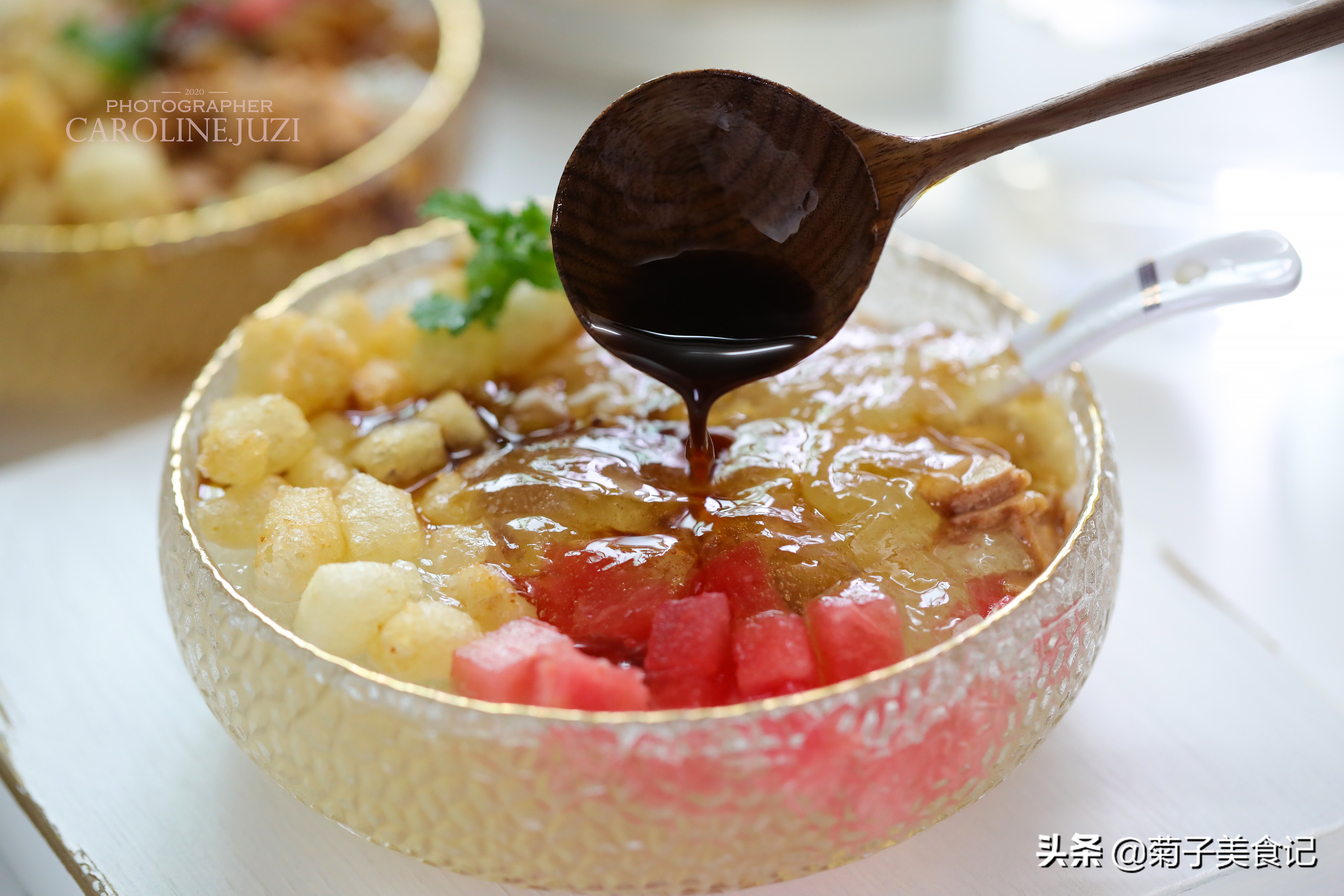 清凉解暑美味的冰粉,好吃的四川冰粉现吃现做冰凉爽口