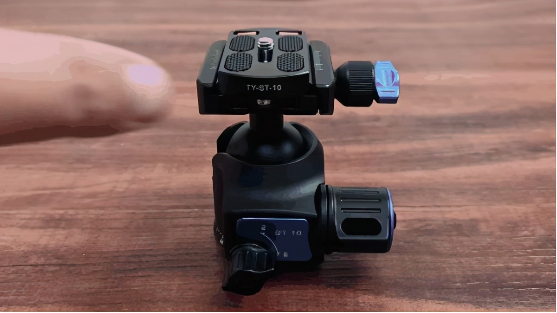 思锐稳定型三脚架,思锐124三脚架