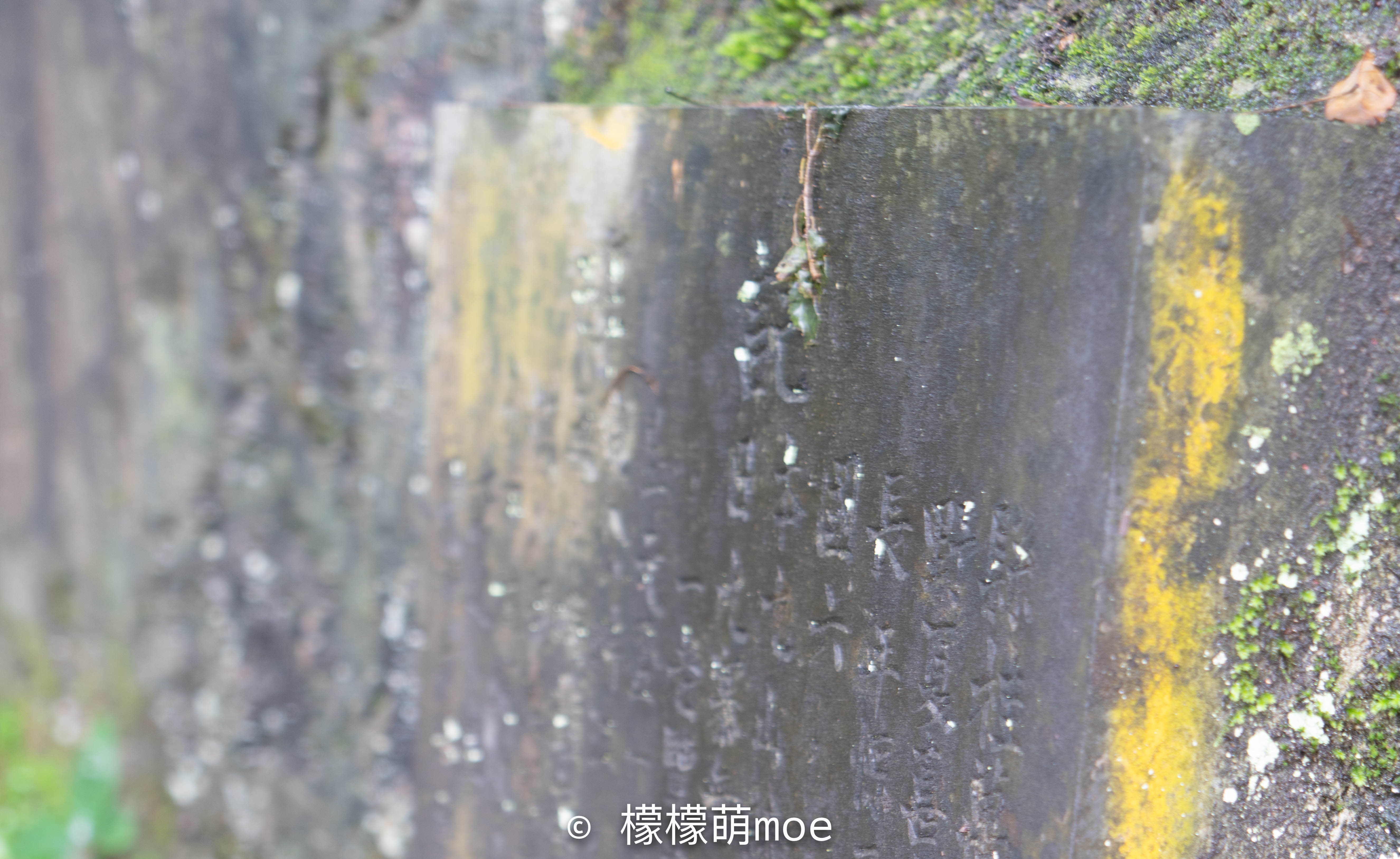 它不是桂林最好看的山，日本人却无偿修路，韩国人每日登山卖水