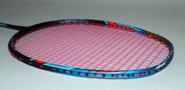 进攻型羽毛球拍10大排名,进攻型羽毛球拍推荐排行榜前十名
