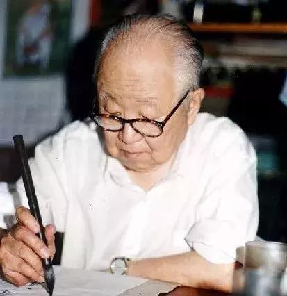 写字时手抖如何治疗,写字为什么手抖