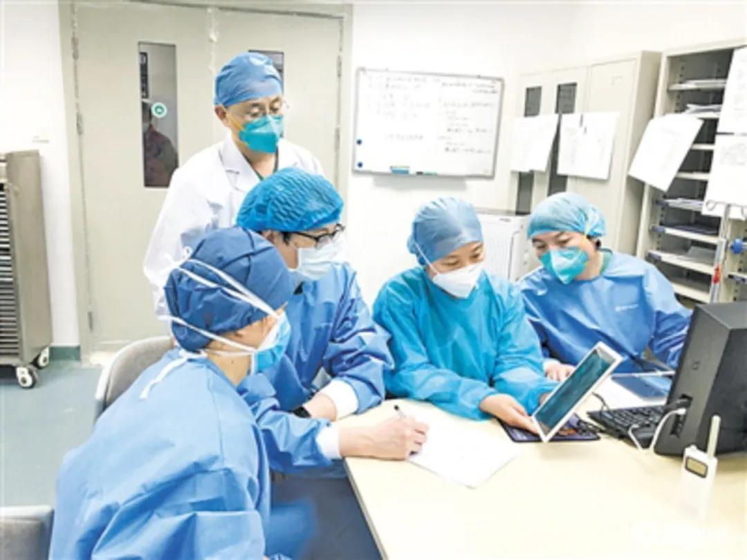 山东齐鲁医院援鄂医疗出征,齐鲁医院援鄂医疗队出征追梦人