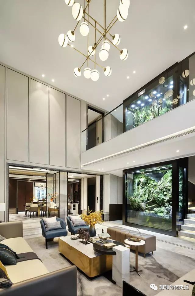 意式极简挑空客厅效果图,简约挑空客厅设计