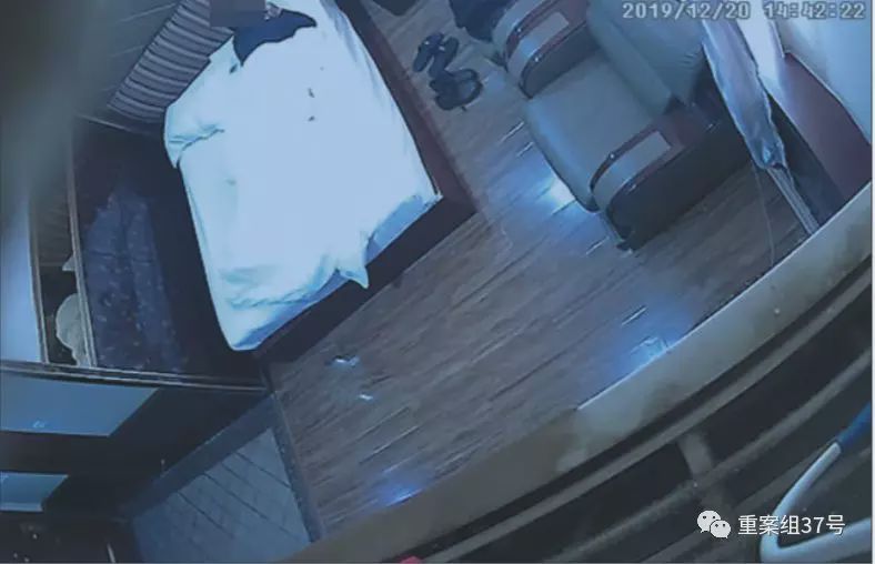 简单的黑科技,摄像头被操控,你的私密视频可能遭*拍偷**