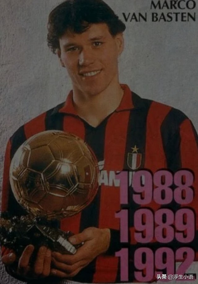 足球史上最强的前腰,谁是足球史上最完美的中锋模板