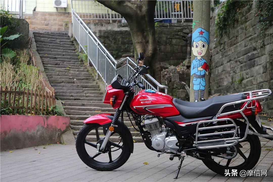 新大洲本田战飚评测,新大洲本田战龙试驾