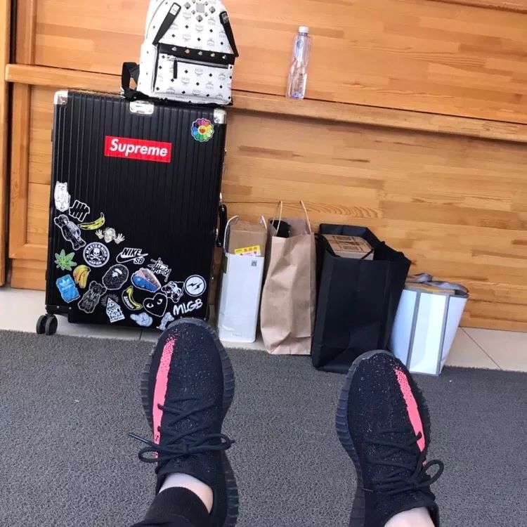 阿迪莆田和正品区别,阿迪耐克的鞋怎么辨别真假