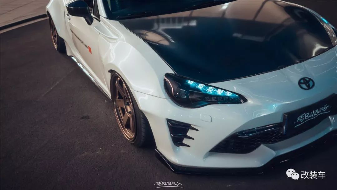丰田86改装气动宽体包围,丰田86改装全过程