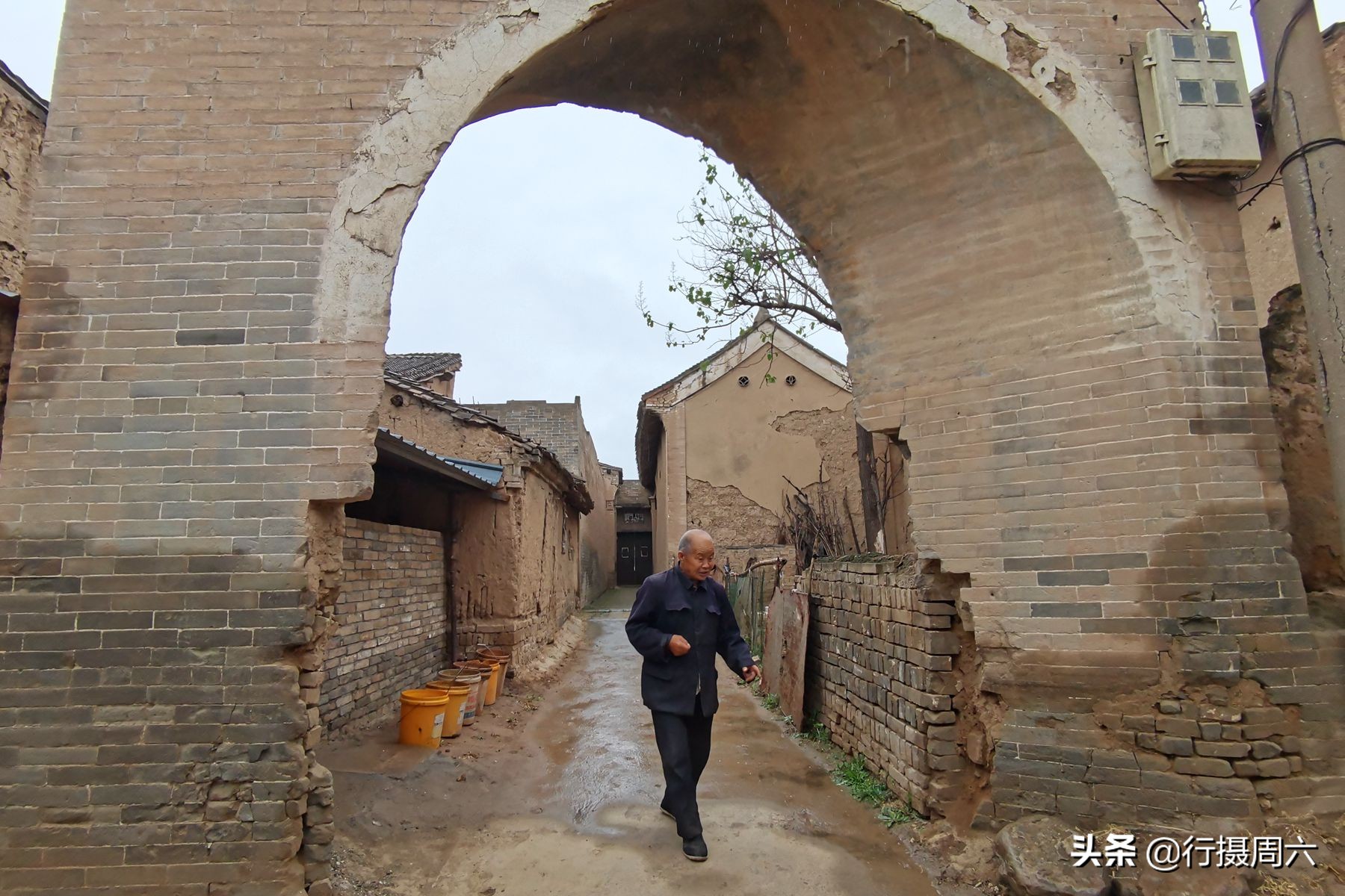 山西农村发现200年前的古宅,山西农村发现造型奇特的建筑