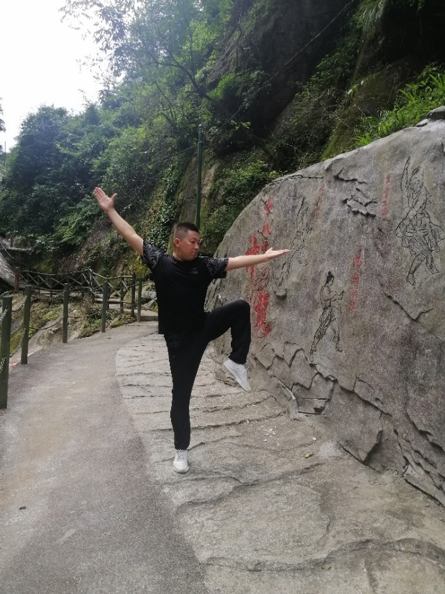 湖南沱龙峡漂流地点推荐,湖南沱龙峡漂流