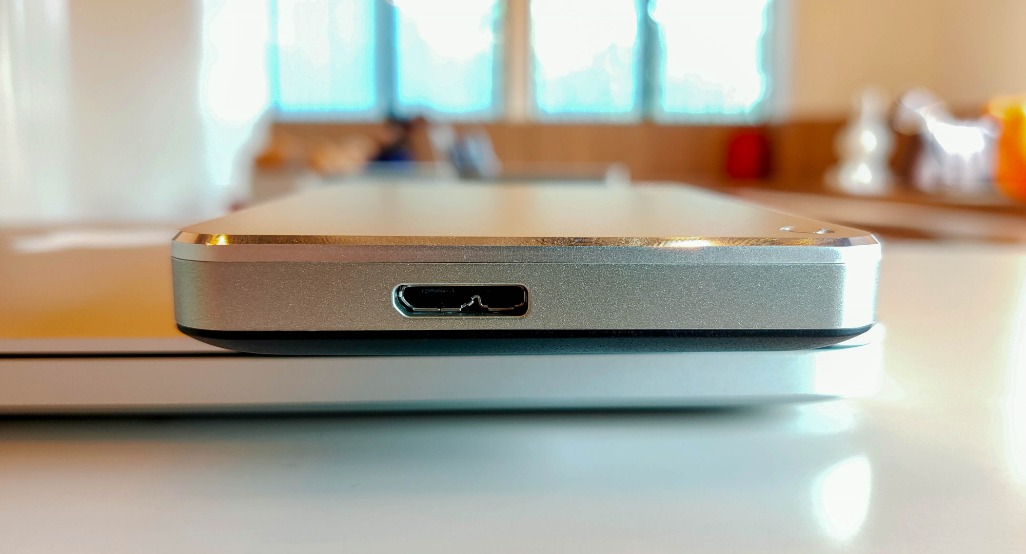 东芝移动2t机械硬盘推荐,东芝移动硬盘2t缺点