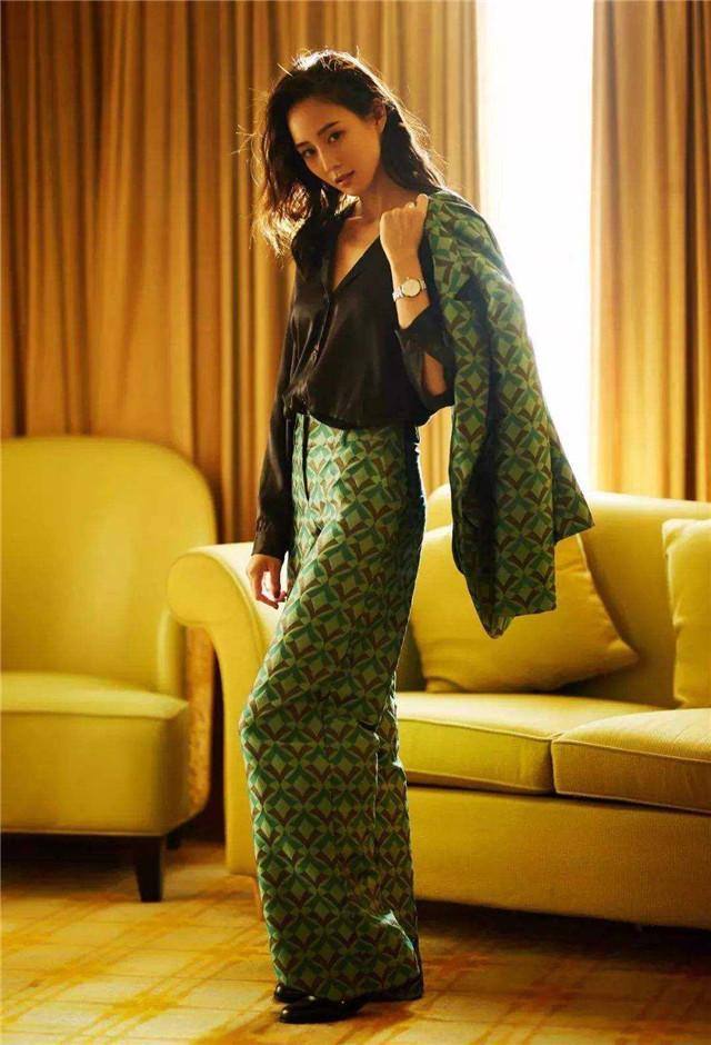 夏天流行的裤子长裤,夏天穿的小裤子灰色潮流