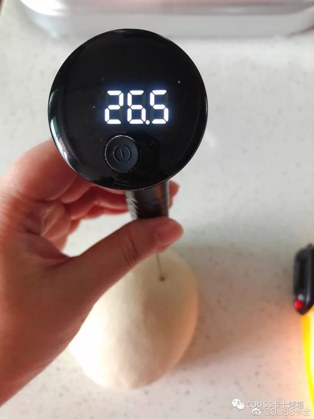 卡仕达酱酥粒面包,卡仕达酱蛋奶味面包