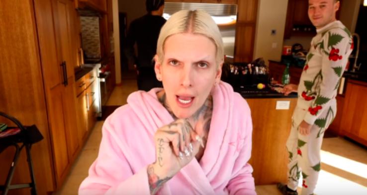 知情人曝光侃爷出轨,网红侃爷出轨事件后续