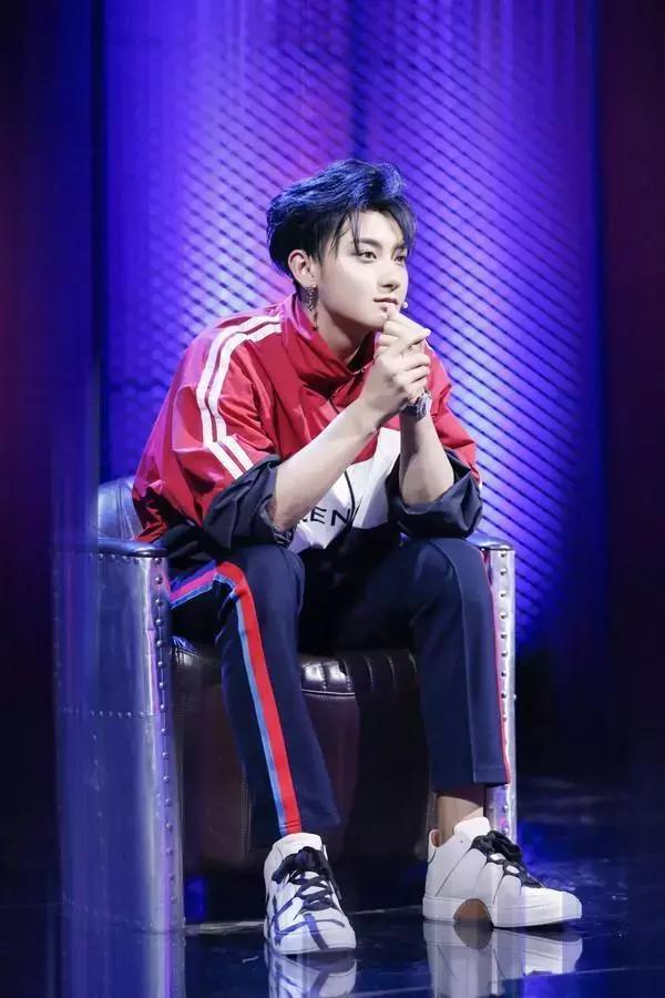 XXOO已经过时了，直男们现在最爱的是XXX！