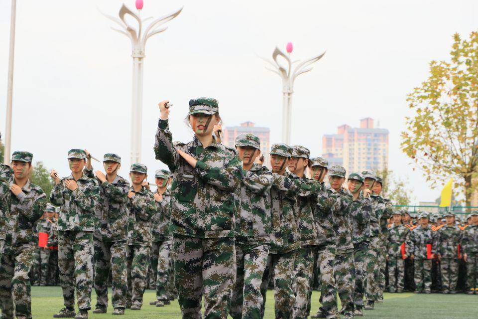 贵州大学科技学院2015级军训,贵州大学管理学院开学典礼