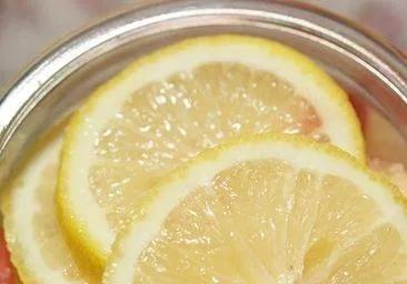 自制水果酵素能浇菜吗,自制水果酵素的气泡