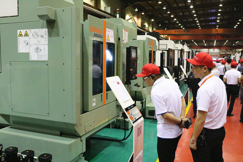 马扎克小巨人加工中心操作,小巨人马扎克加工中心