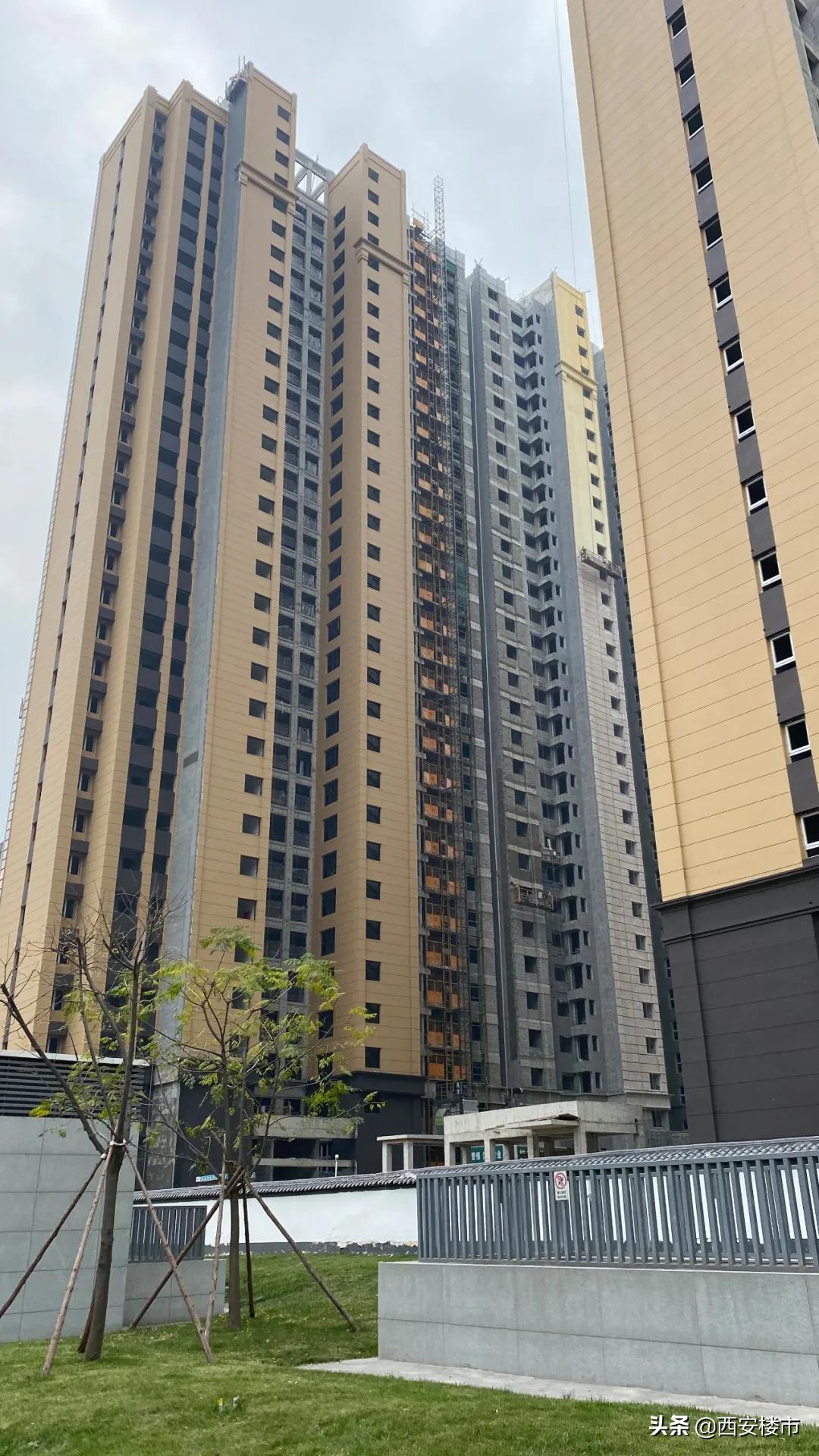 金辉世界城的二手房源为什么很多,金辉世界城首付2万起