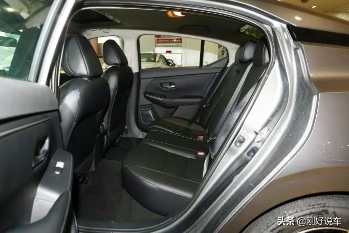 轩逸2022款和朗逸2022款选哪个好,2021新朗逸和14代轩逸配置及价格