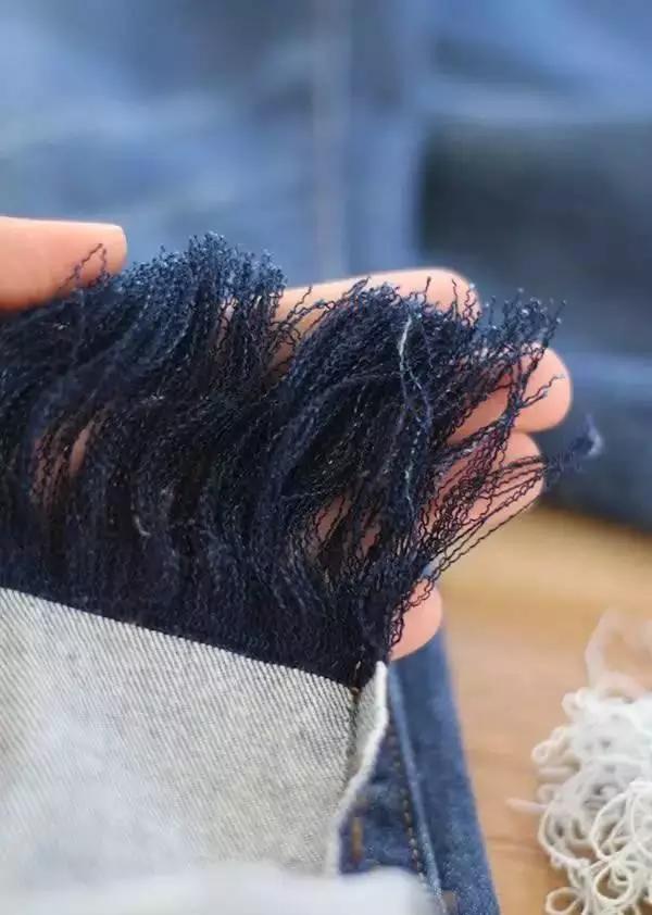 牛仔裤怎么改造成破洞流苏,旧牛仔裤腿简单变裙子