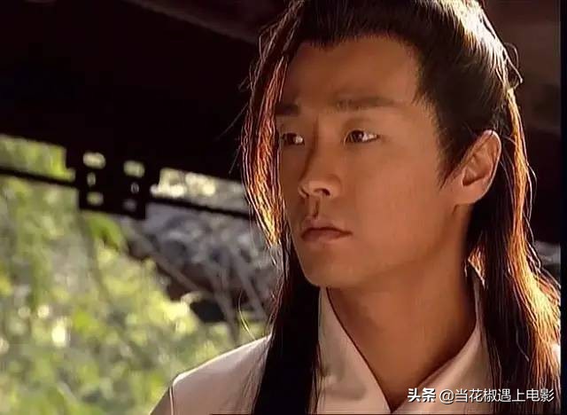 他自甘堕落演抹黑香港警察，“惯犯”王喜的劣迹何止这一桩