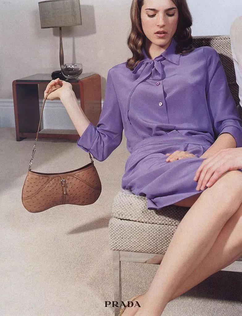 快来get这款潮酷腋下包吧,腋下包轻奢小众lisa