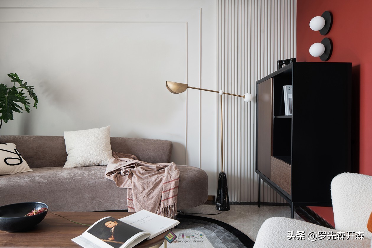 以色模糊现实的界限，演绎梦幻居所