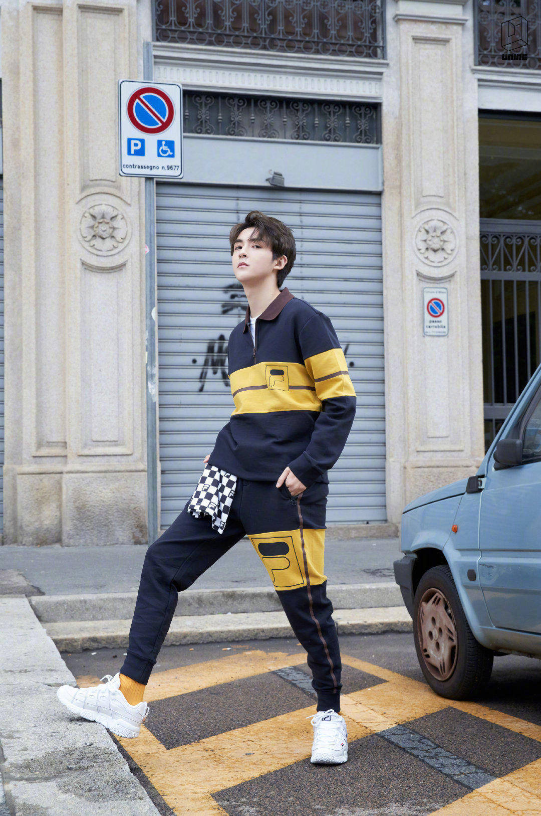 跟着明星学穿搭成熟秋冬男,穿搭男潮流最新款