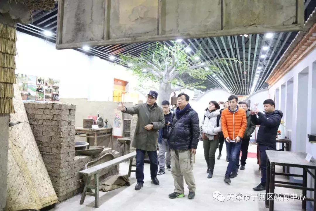 壮丽70年奋进新时代绘画作品,壮丽70年奋进新时代绘画作品展