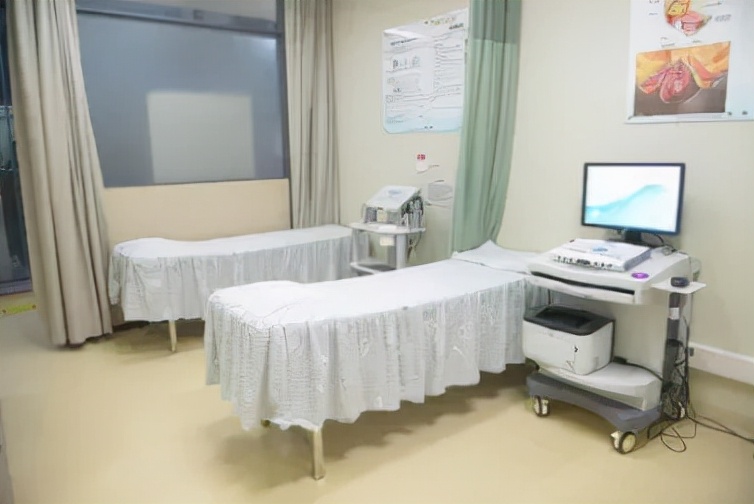 你妈妈可能正在承受这种病痛！医生建议：子女多关注这种病