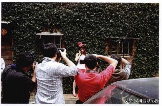 数码相机与单反相机区别,数码后背单反区别