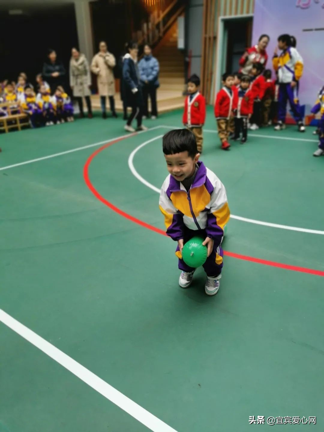 幼儿园乐享春天活动,幼儿园欢乐运动