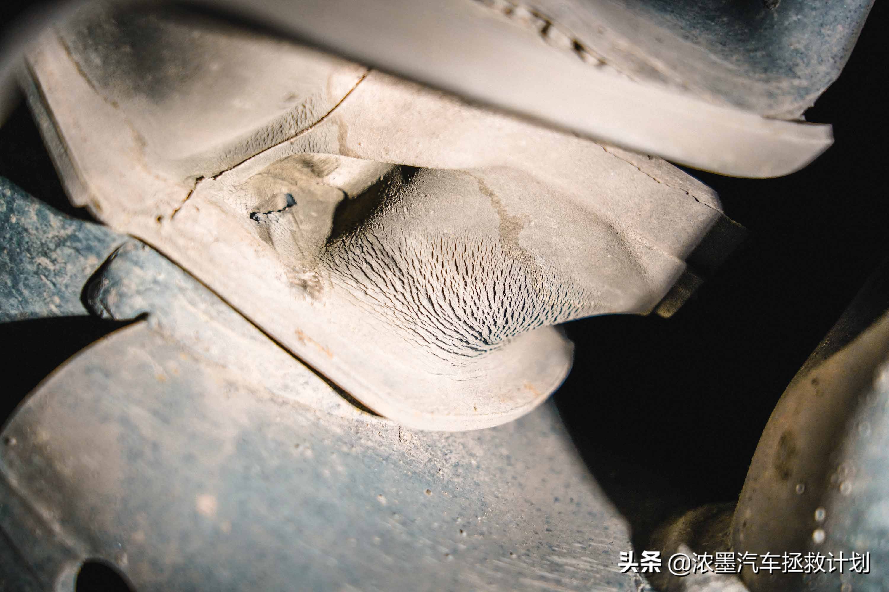 翻新整备修复丰田第一代普瑞维亚,一代情怀丰田普瑞维亚