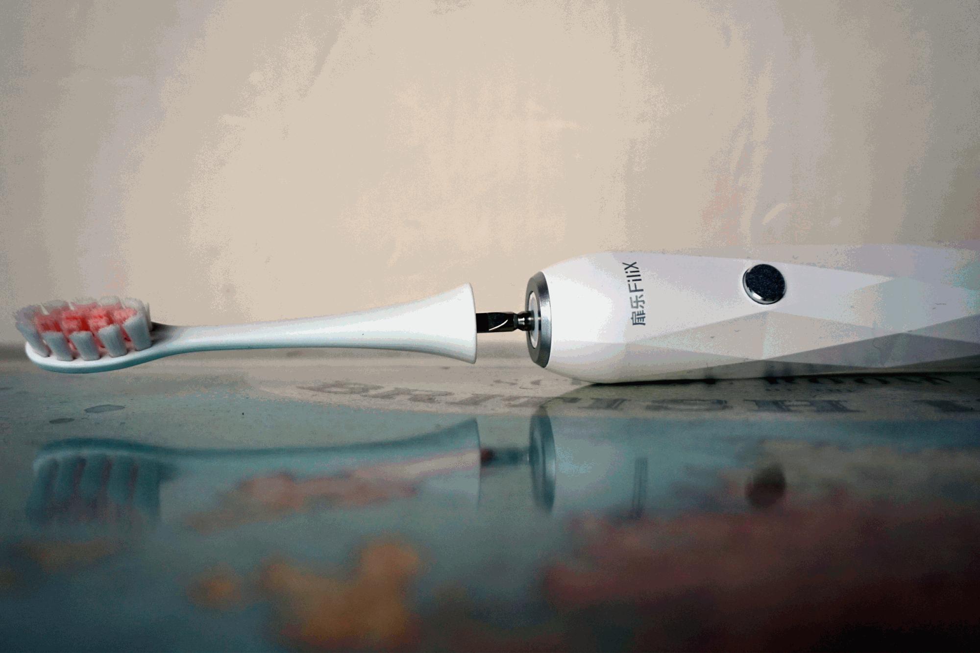 不伤牙的扉乐电动牙刷体验如何,扉乐电动牙刷测评（杀菌烘干篇）