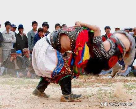 蒙古人性格特点,蒙古人的憨厚性格描写