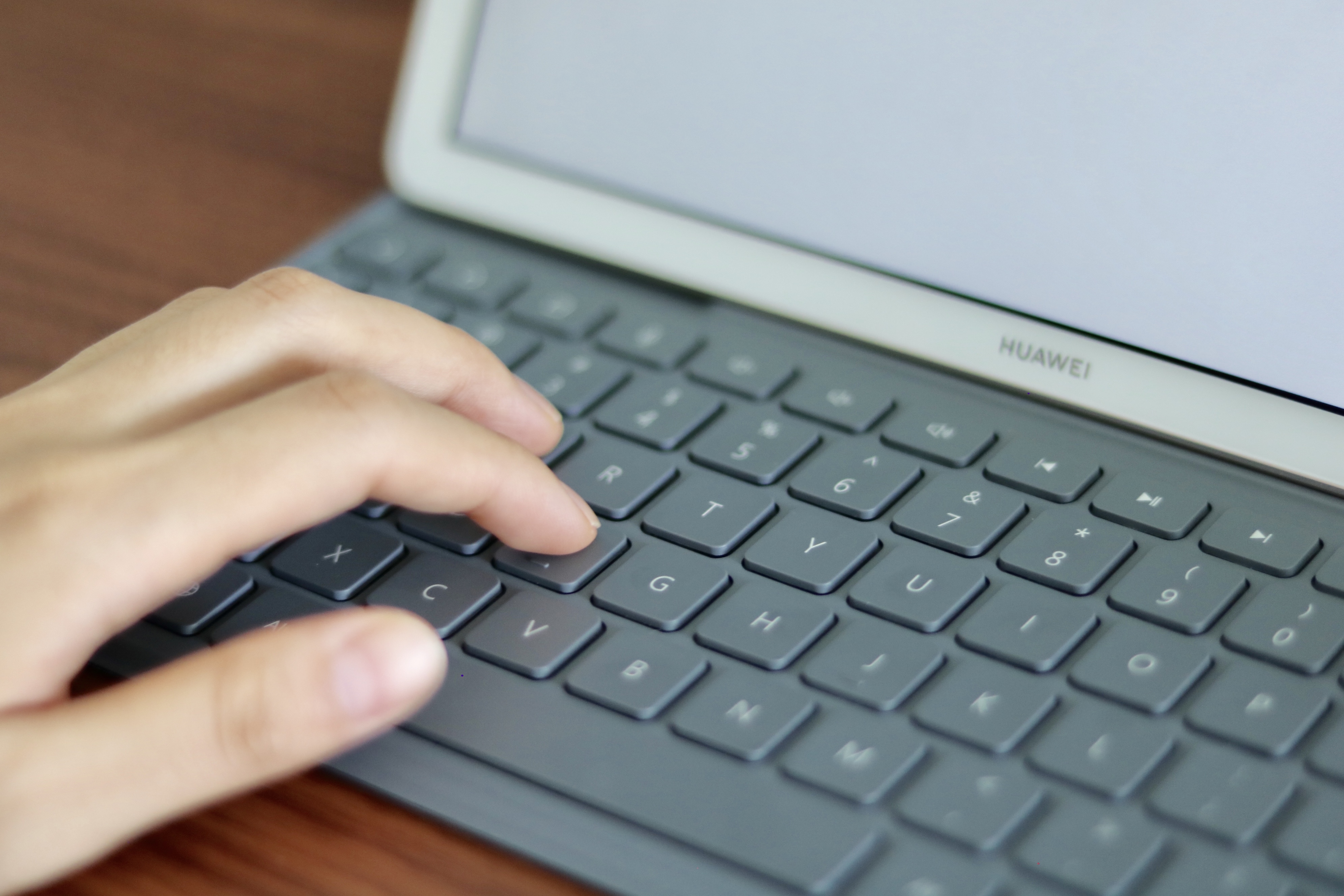 华为平板m6与matepad10.8区别,华为平板m6高能版和ipadmini5