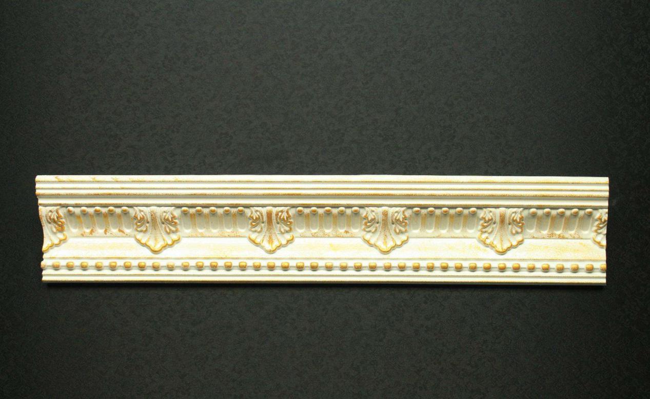 装修别再用普通石膏线,家庭装修用木线条还是石膏线