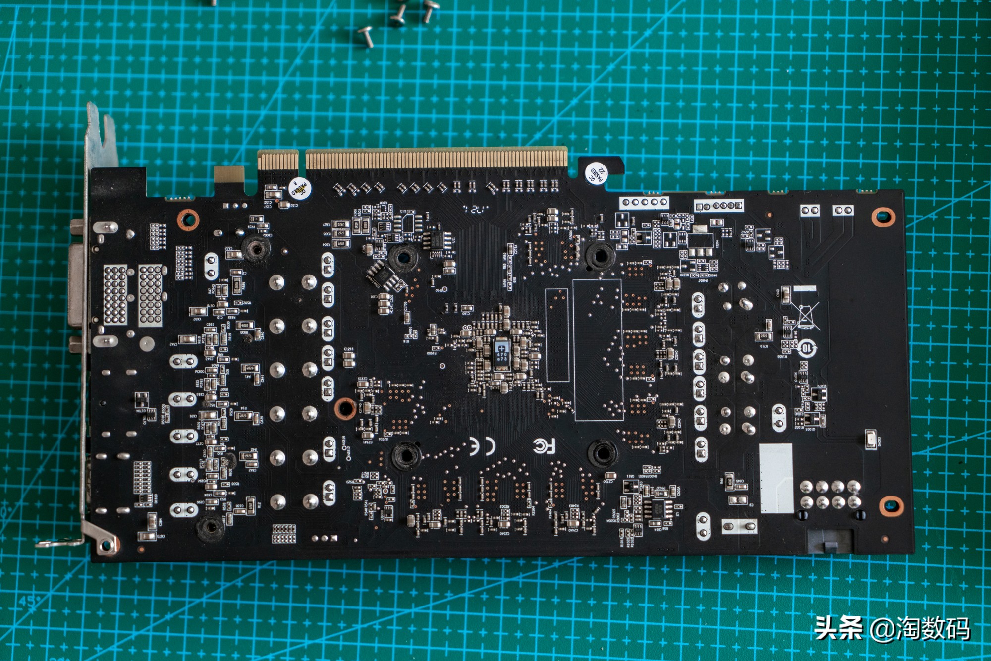rx470换硅脂需要注意什么,rx470显卡怎么拆换硅脂