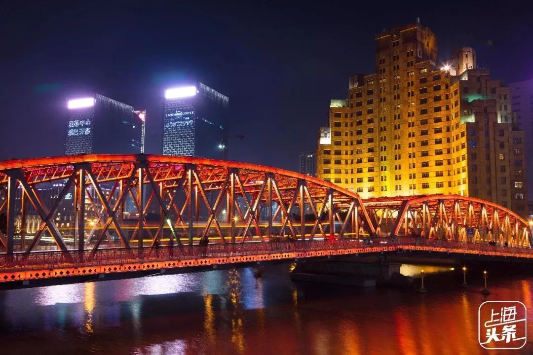 疯狂刷屏！夜晚24:00的上海街头，藏着另一幅面孔…